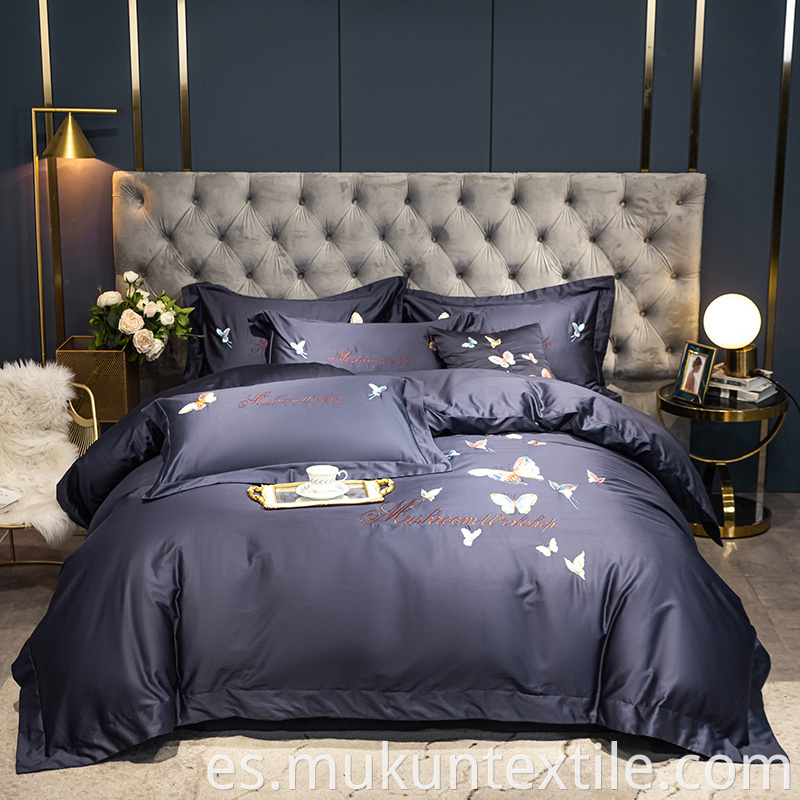 Embroidery Bedding Set 3